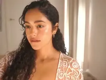 N_o_v_a  live sex cam