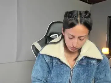 Violetskinny  live sex cam