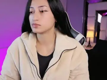 Violetskinny  live sex cam