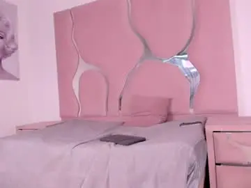 Ambarglowasm  live sex cam