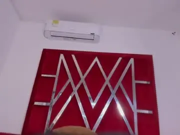 Ambarglowasm  live sex cam