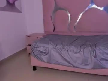 Ambarglowasm  live sex cam