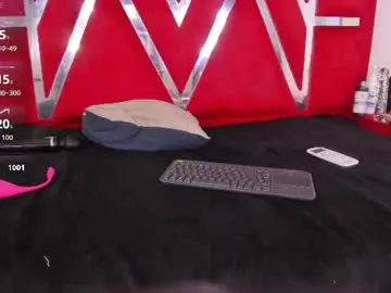 Ambarglowasm  live sex cam