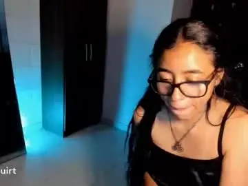 Ave_fenix69  live sex cam