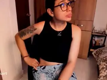 Ave_fenix69  live sex cam