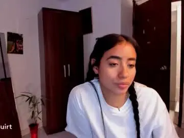 Ave_fenix69  live sex cam