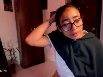 Ave_fenix69  live sex cam