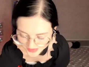 Eleniswackhammer  live sex cam