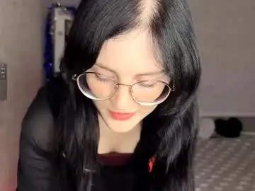 Eleniswackhammer  live sex cam