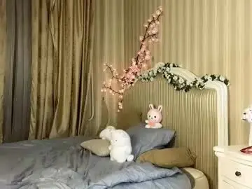 Foxxx_tail  live sex cam