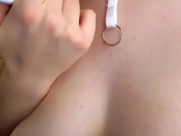 Foxxx_tail  live sex cam