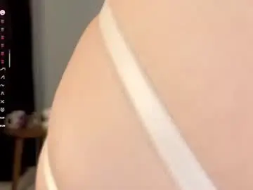 Foxxx_tail  live sex cam