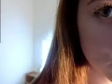 Foxxx_tail  live sex cam
