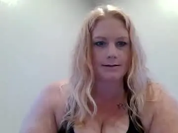 Freckles721  live sex cam