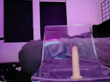 Midnightrose11  live sex cam