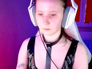 Moon_avengers  live sex cam