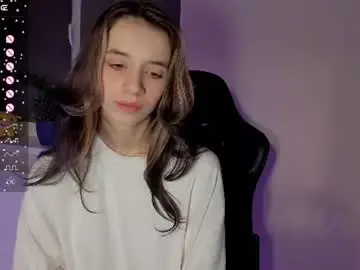 Nella_moon  live sex cam
