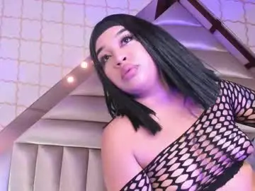 Nikkitaevans  live sex cam