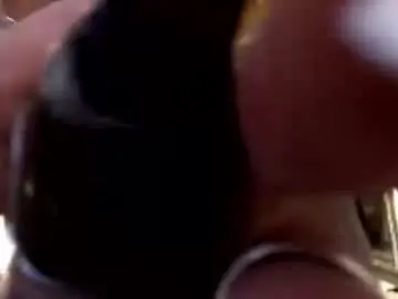 Rocnrollax  live sex cam