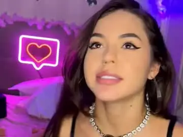 Sarahmantovanii  live sex cam