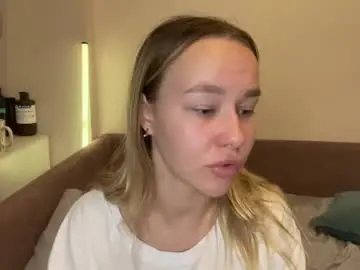 Sariomer  live sex cam