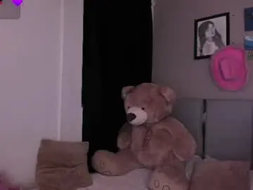 Smiledivinity  live sex cam