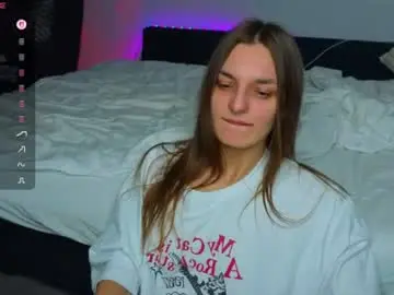 Stacy_sexylips  live sex cam