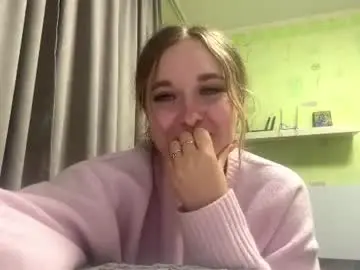 Vladavossilina  live sex cam