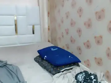 Yourfantasy_girl  live sex cam