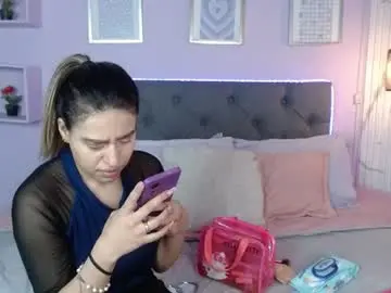 Angelica_bouvier  live sex cam