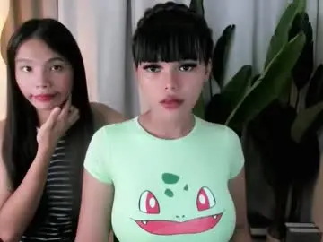 Chixies_ladies  live sex cam