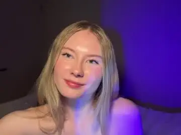 Estellasmith  live sex cam