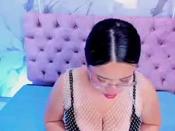 Ivonygarciia  live sex cam