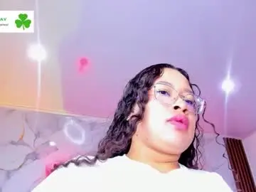 Ivonygarciia  live sex cam