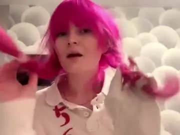 Keenapaprocki  live sex cam