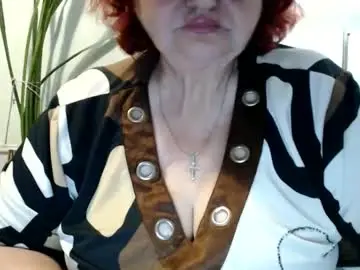 Peggysoft  live sex cam