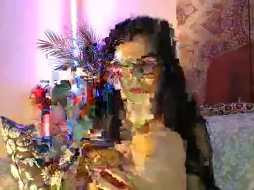 Saturnia_yvonne  live sex cam