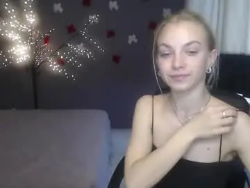 Sonnysofia  live sex cam