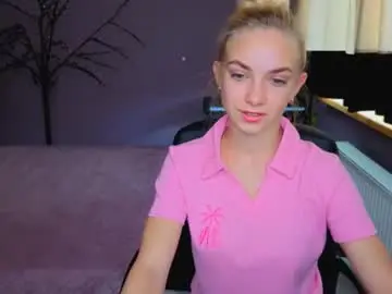 Sonnysofia  live sex cam