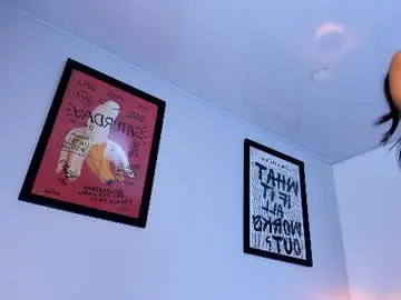 Tiffa_dh  live sex cam