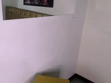 Vixennp  live sex cam