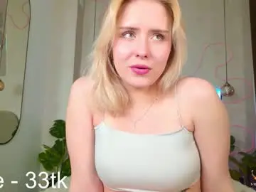 A_avine  live sex cam