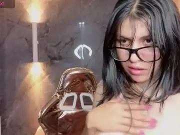 Amy_b_  live sex cam