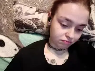 Caradelevingnee  live sex cam
