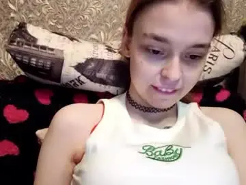 Caradelevingnee  live sex cam