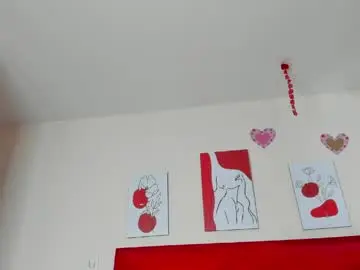 Dakotaholand  live sex cam