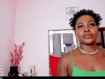 Emillyroaa  live sex cam