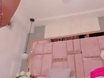 Emily_daarell  live sex cam