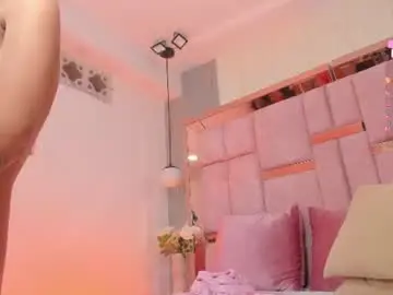 Emily_daarell  live sex cam