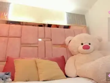 Emily_daarell  live sex cam